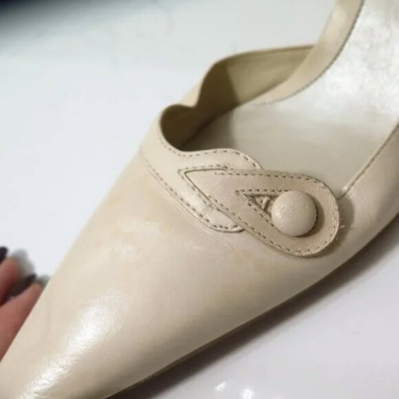 Amazing Vintage Nude Heels - Picture 7 of 15